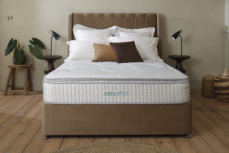 Sleepeezee Cool Refresh 2300 Memory Pillow Top Mattress, Zip & Link